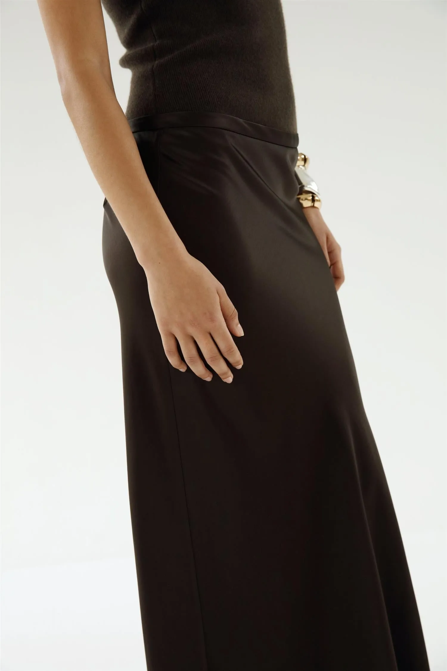 ALMADA LABEL - Eni Satin Skirt - Chocolate