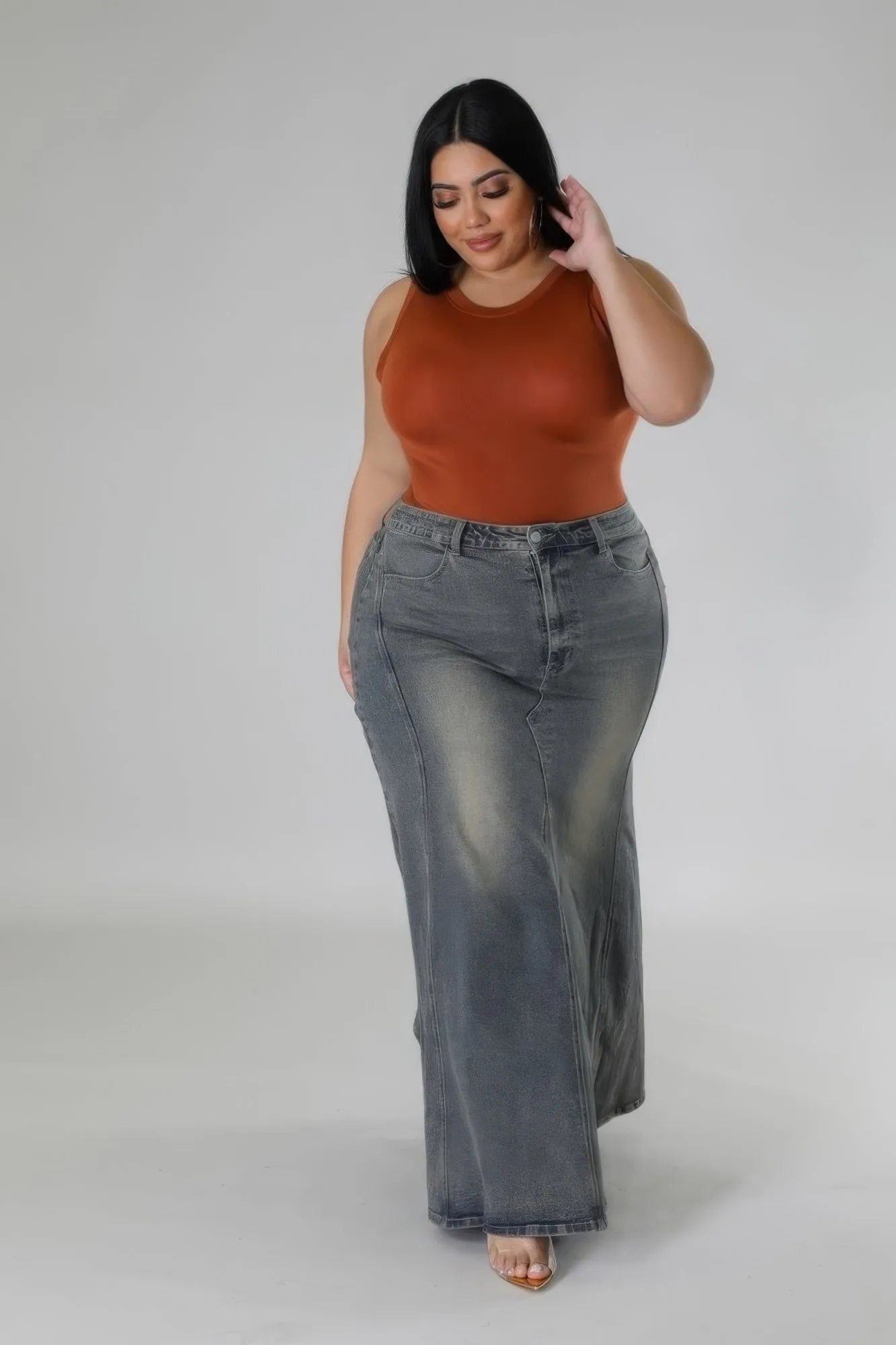 Voluptuous ( ) High-waisted Stretch Plus Size Denim Skirt