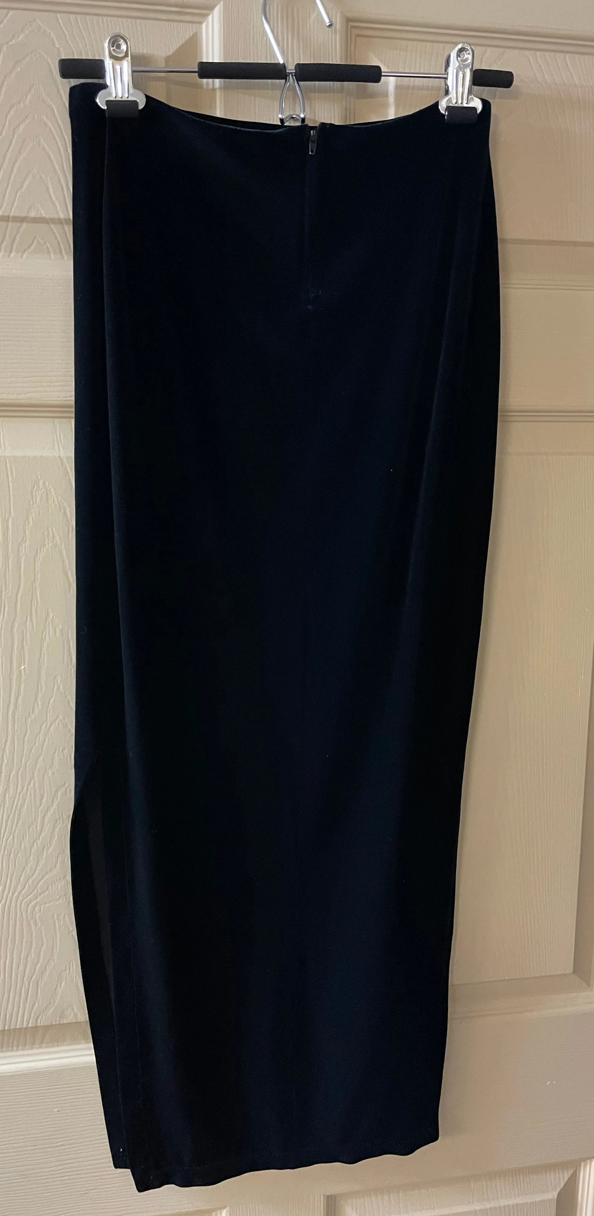 Womens Juniors LULY K Maxi Long Velvet Skirt Side Slits Black Size 7